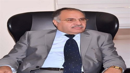  رئيس مجلس ادارة الصندوق الحكومى والعاملين به 